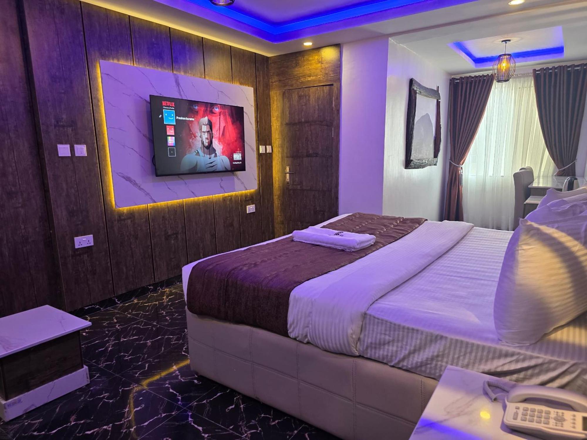 Presken Kuramo Waters Hotel Lagos Exterior photo