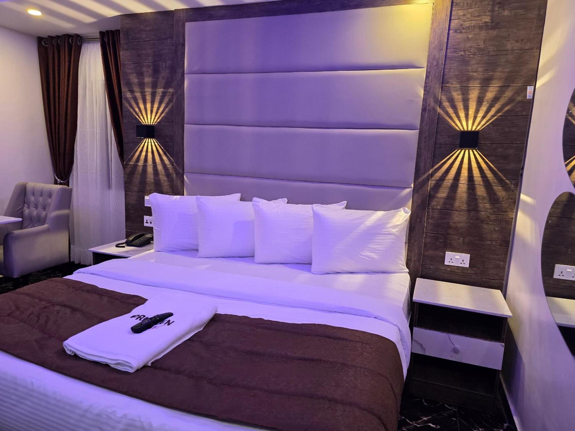 Presken Kuramo Waters Hotel Lagos Exterior photo